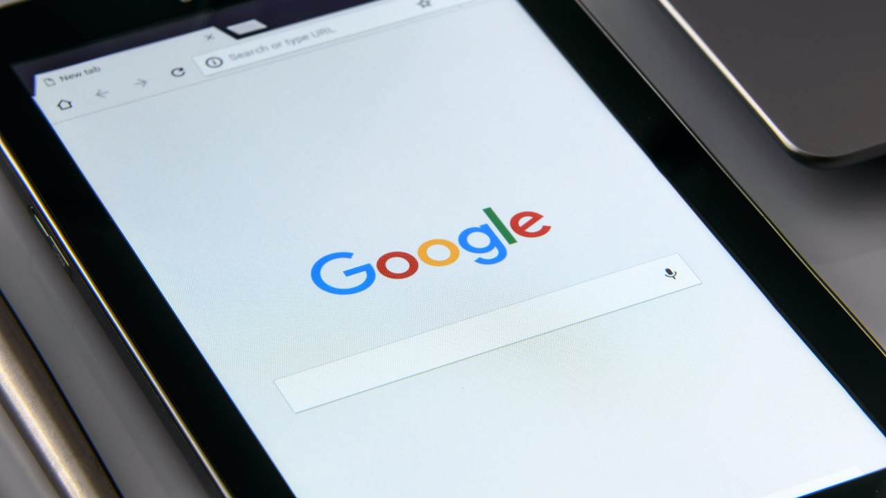 Google e Meta contro Apple