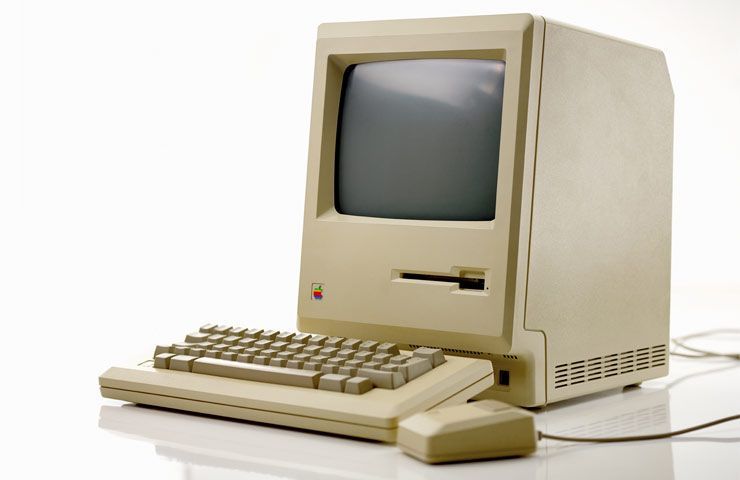 Macintosh 128k chiamato Apple Macintosh