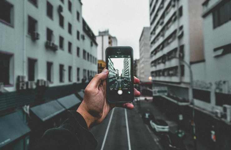 Impostare l'iPhone per ritrovare auto parcheggiata