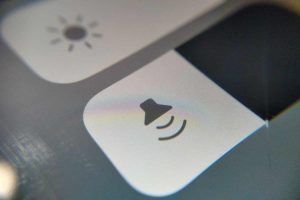 icona cambio volume su iPhone