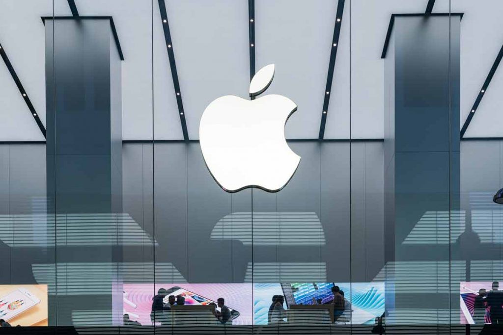 Apple store in Canton Road, Tsim Sha Tsui, Kowloon, Hong Kong