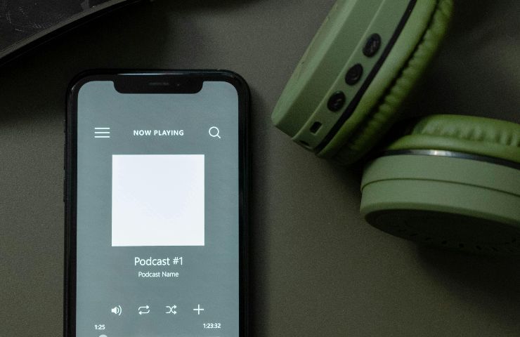 Ascoltare podcast