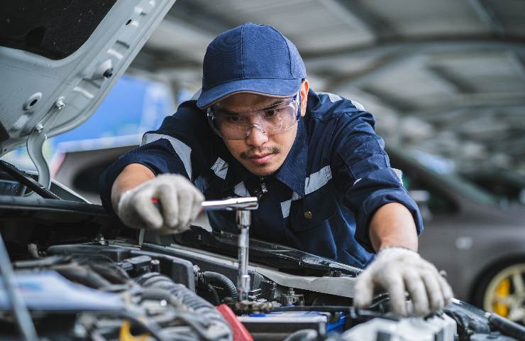 Come risparmiare soldi sulla manutenzione dell'auto: il sito giusto