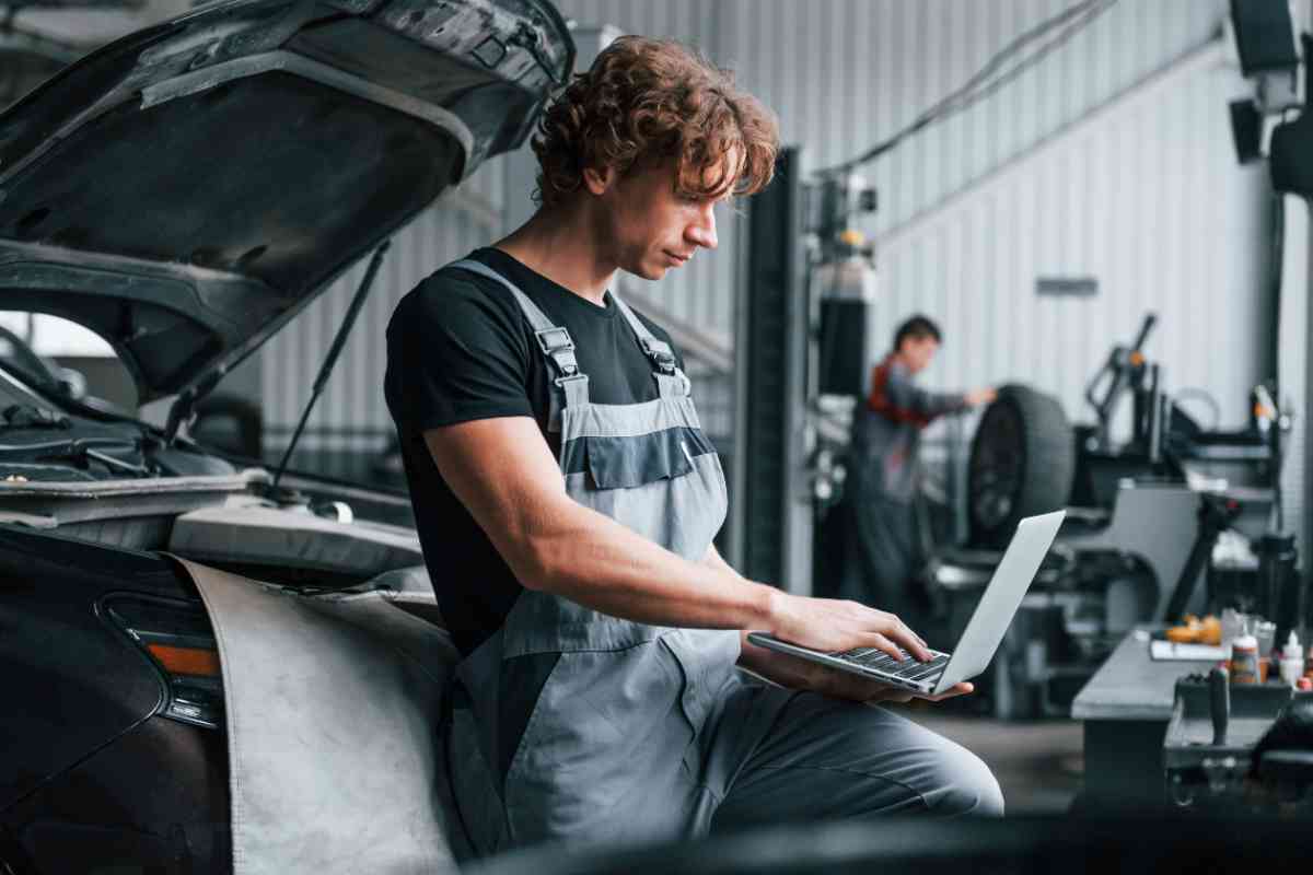 Come risparmiare soldi sulla manutenzione dell'auto: il sito giusto