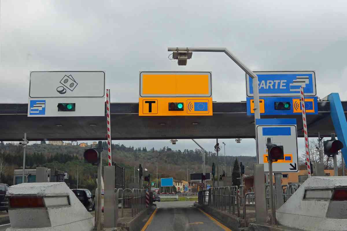 Telepass, pessime notizie per i clienti: prezzi in aumento