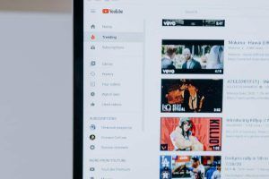 Video YouTube in testo