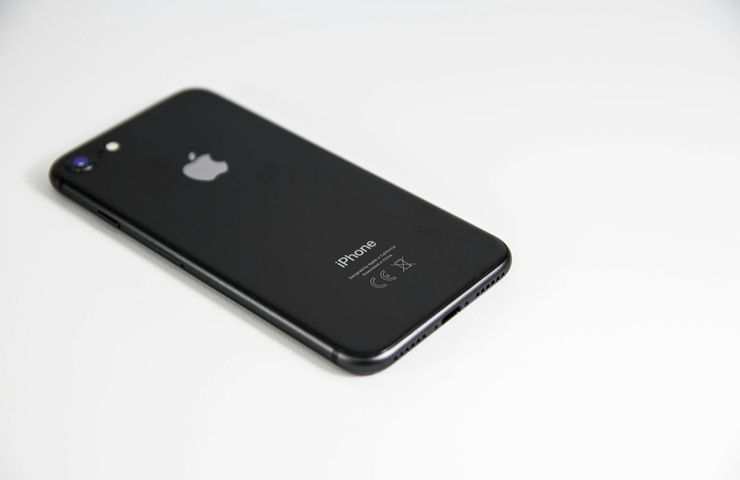 Apple iPhone