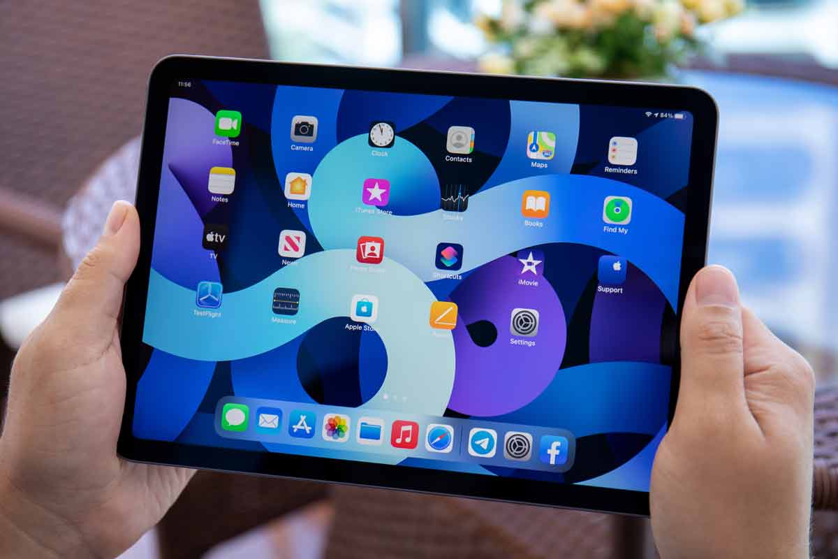 iPad Air IOS 14 con schermata app