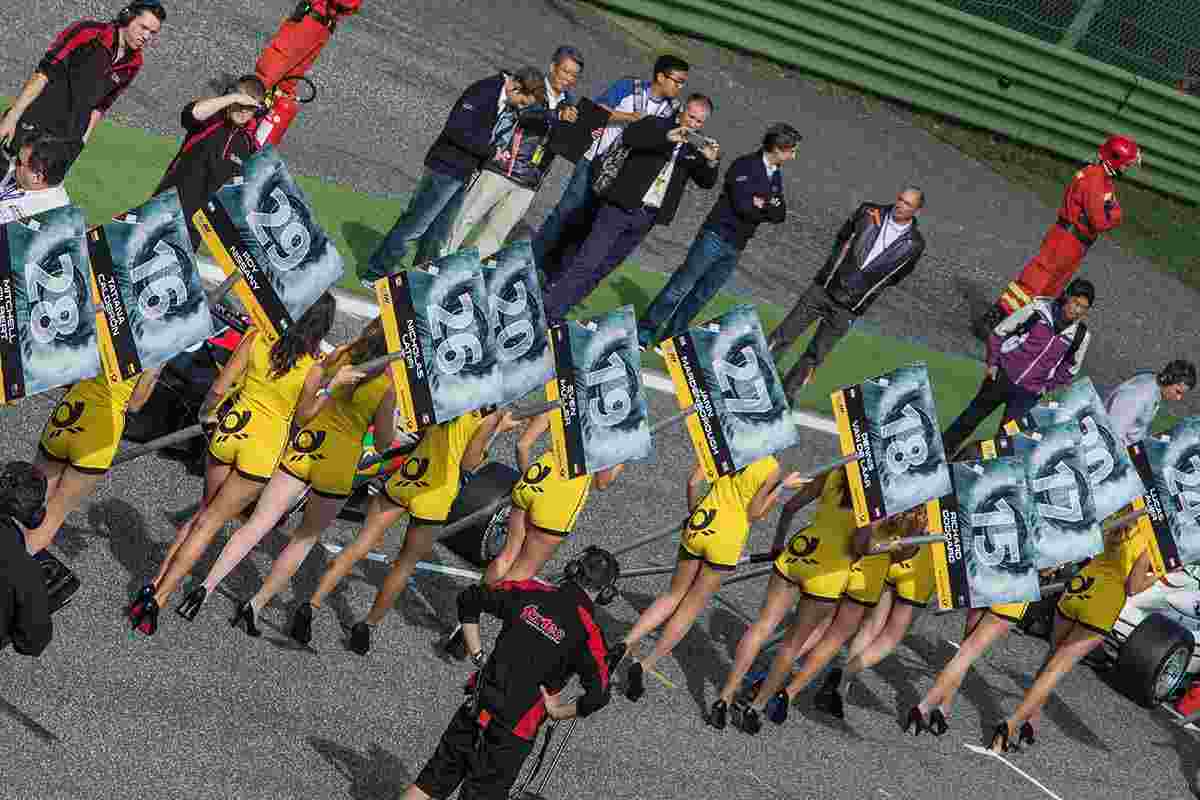 Quanto guadagnano le Ombrelline della Moto GP? Svelate le cifre