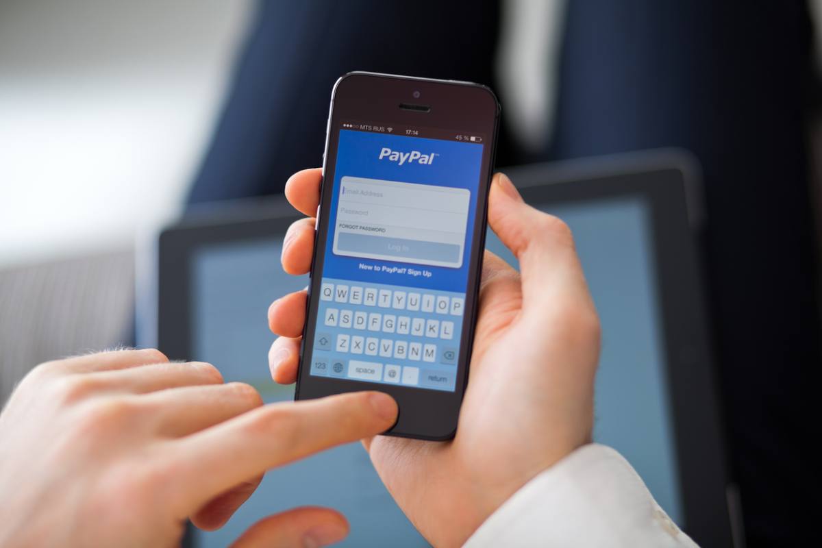 Come creare un conto PayPal: la procedura