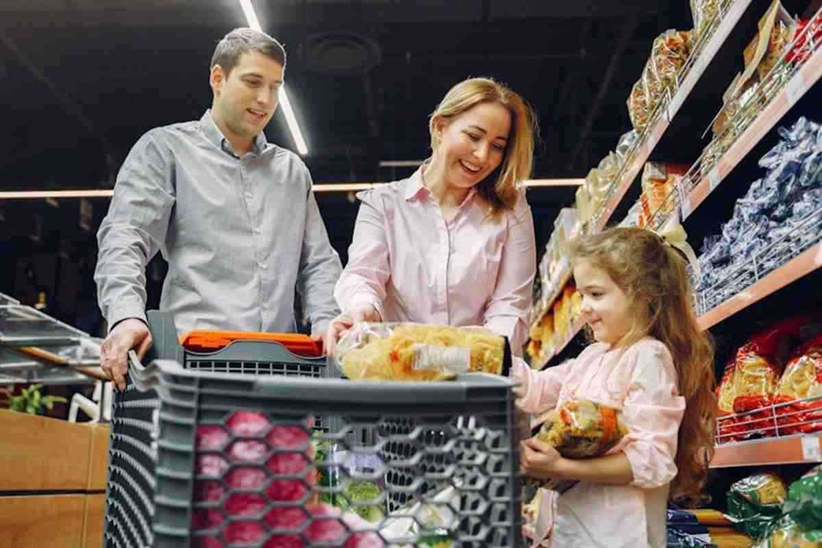 Famiglia al Supermercato 