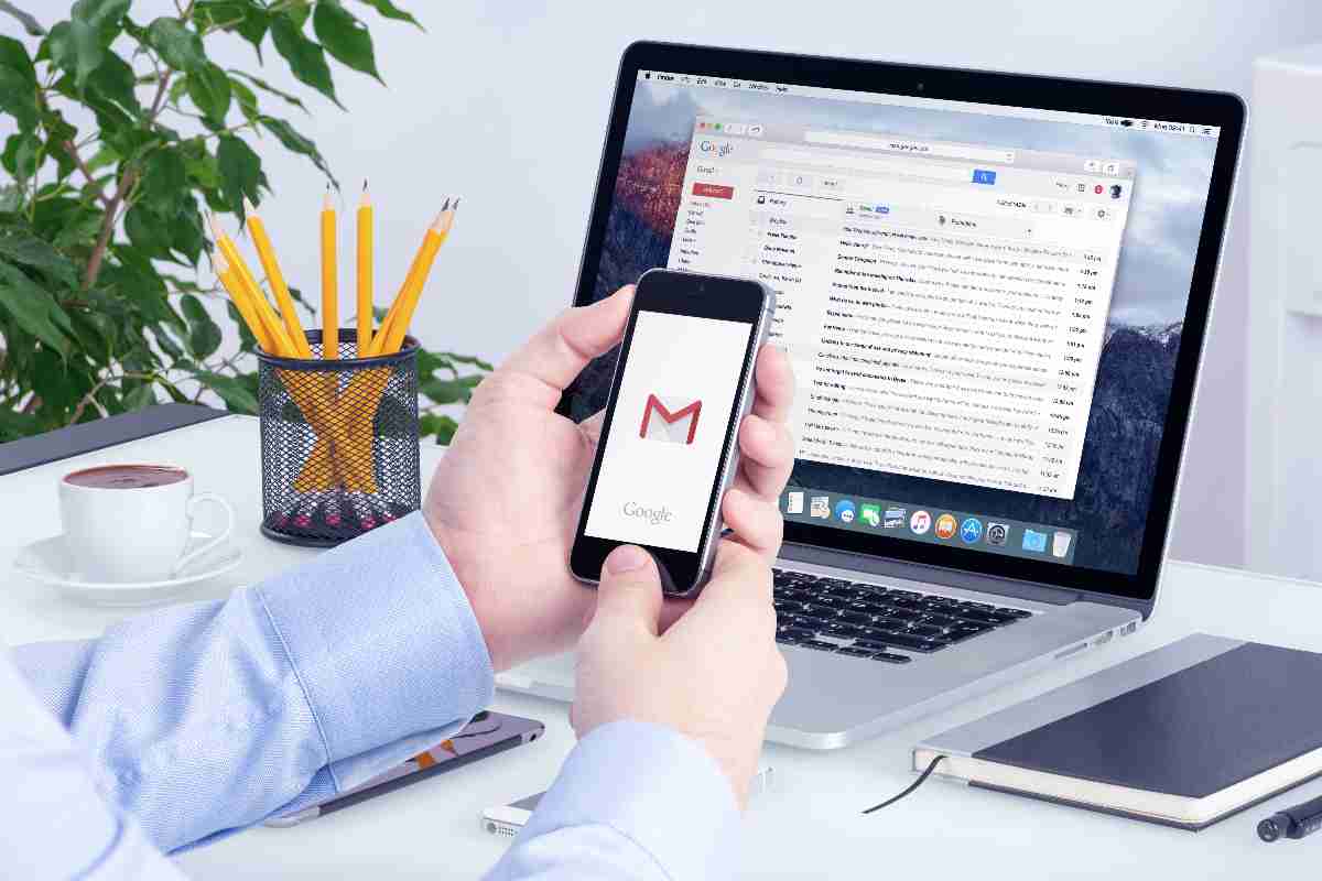 Come inoltrare la posta con Gmail: la procedura